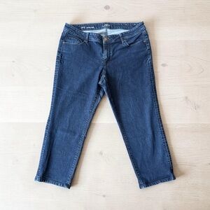 LOFT Curvy Cropped Jeans